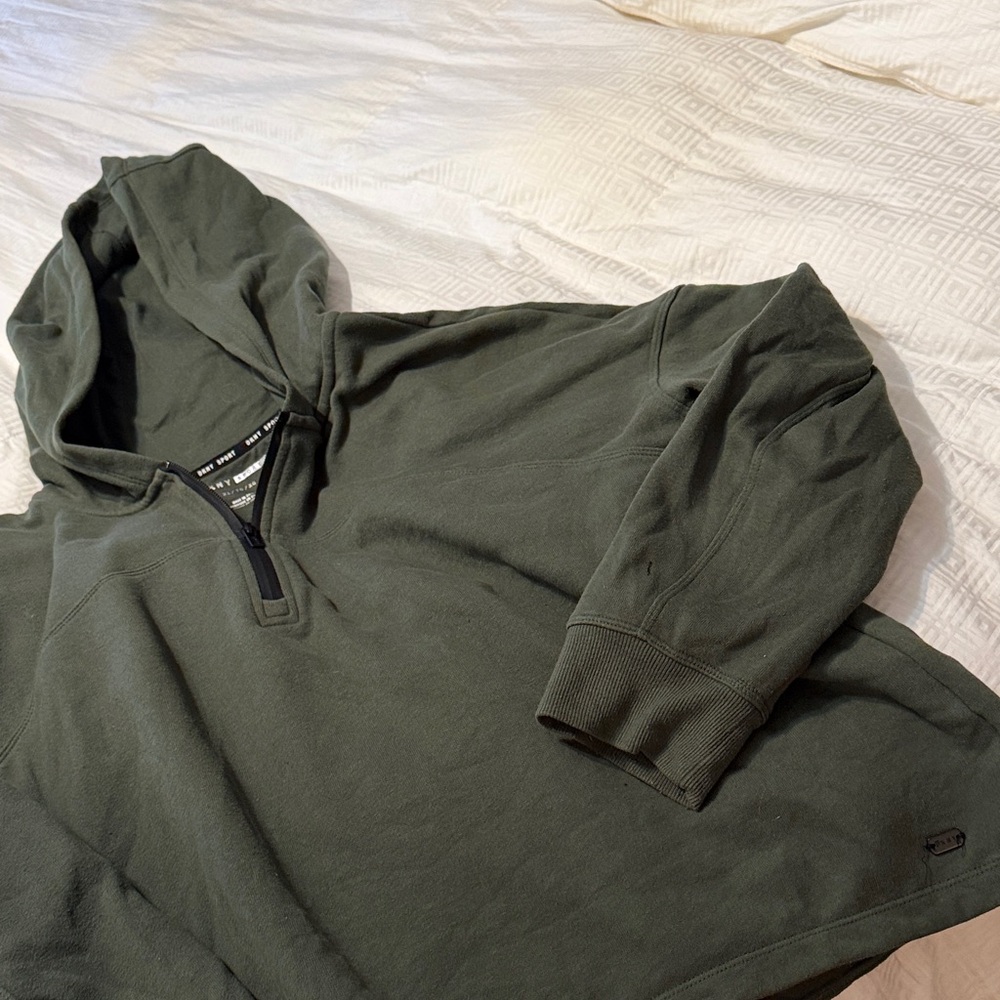DKNY Women’s  Olive Zip-Up Sweater size XL